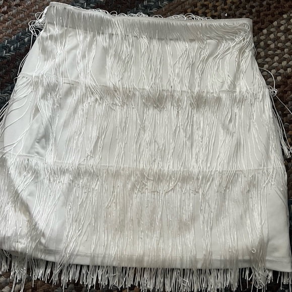 Beautiful skirt picture can’t do justice .. - Picture 3 of 4